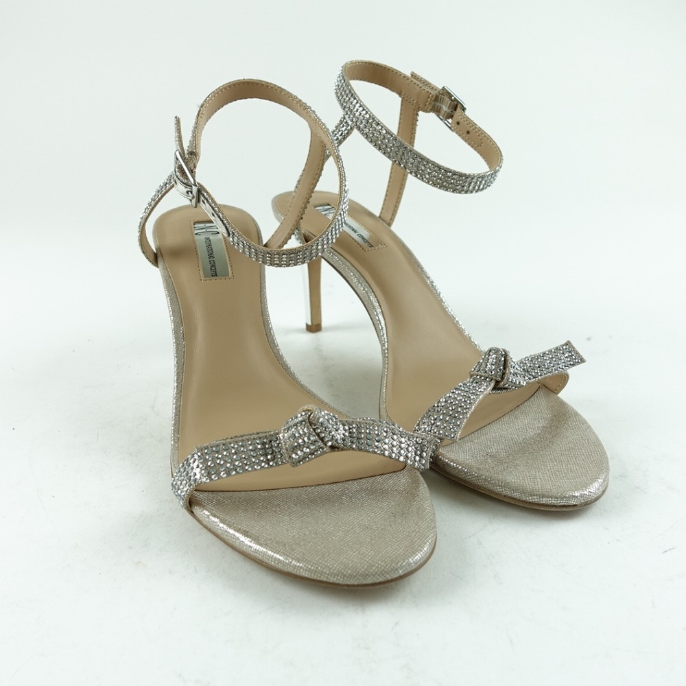 INC International Women Size 9 Sandals R13S11